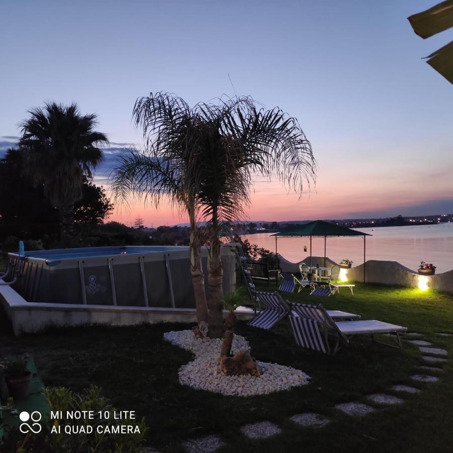 Ferienwohnung Casa Con Piscina E Vista Mare Dal Giardino Fanusa Exterior foto