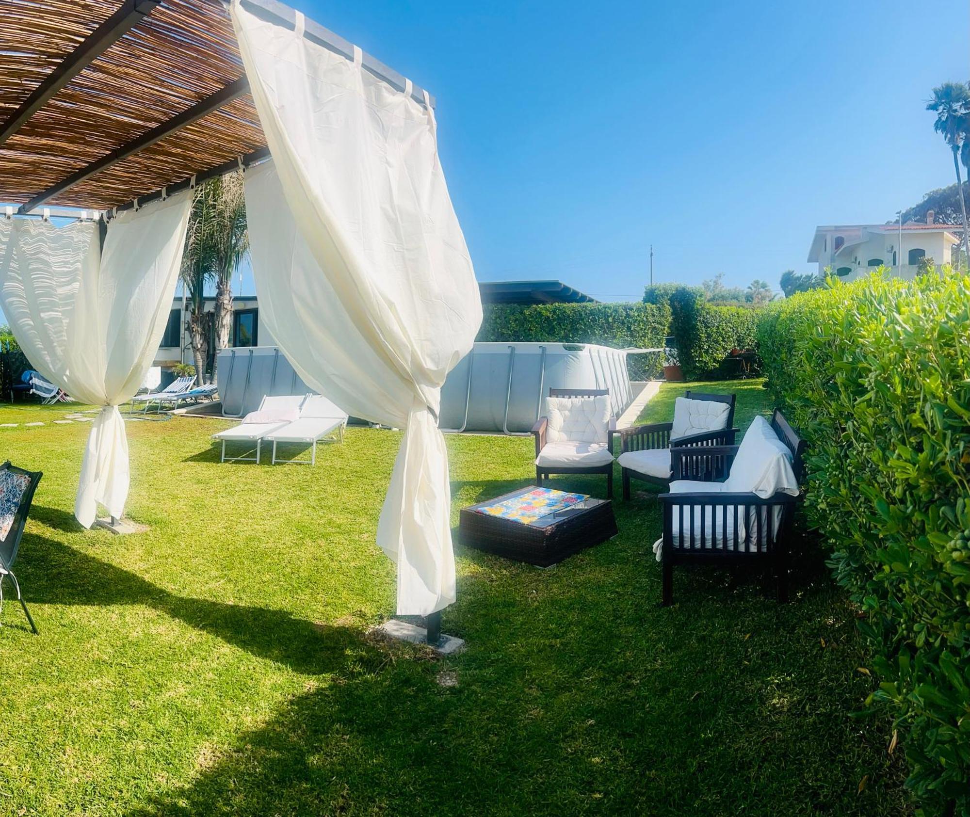 Ferienwohnung Casa Con Piscina E Vista Mare Dal Giardino Fanusa Exterior foto